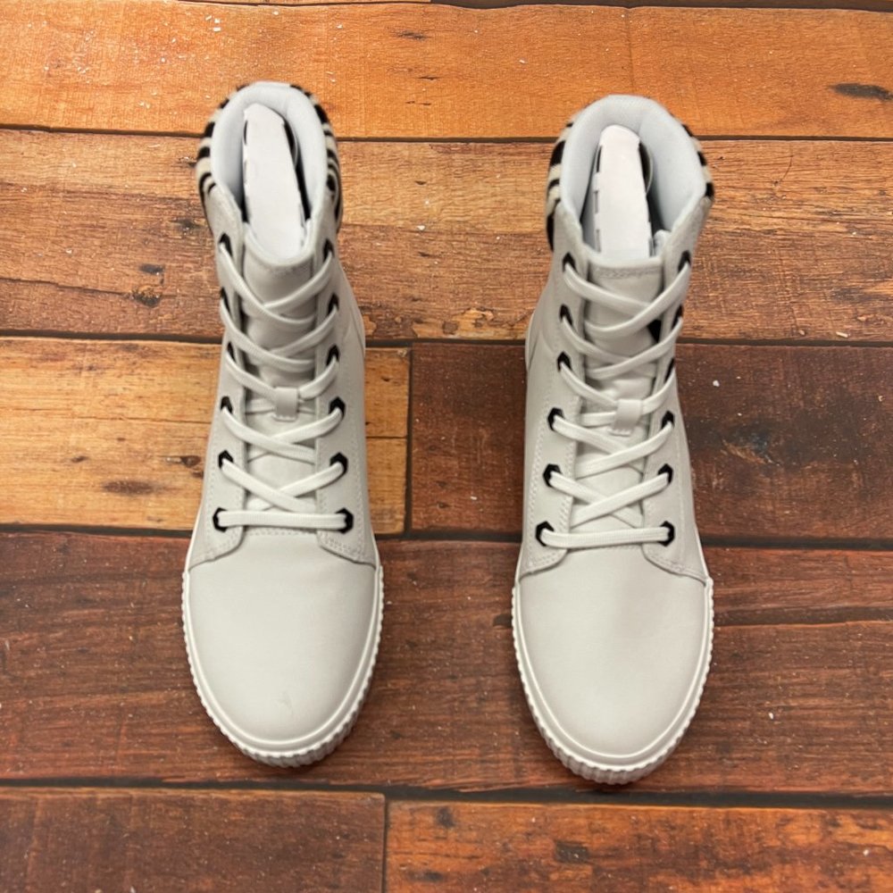 Timberland Women's Skyla Bay 6 Inch White Nubuck Sneaker Boots - Picture 3 of 7